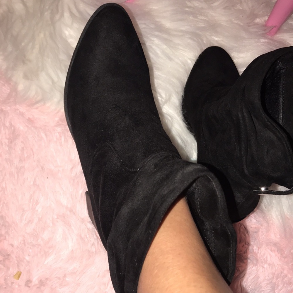Size 7.5 - Picture 3 of 5
